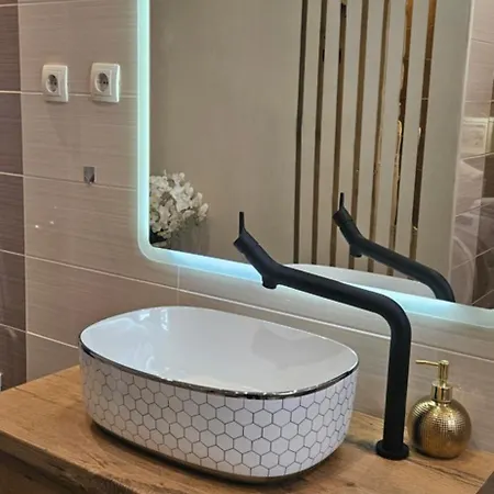 Apartman Apartment Gold & Gray