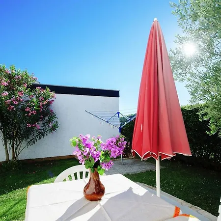 Apartment Gold & Gray