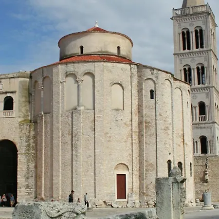 Apartman Apartment Gold & Gray