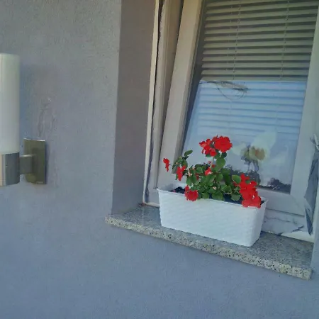 Apartment Gold & Gray