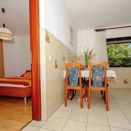 Apartment Denis *