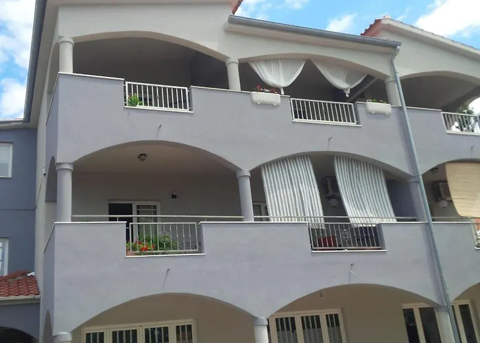 Gold & Gray Διαμέρισμα