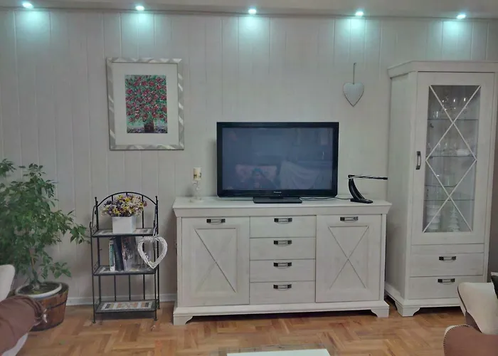 شقة Gold & Gray زادار